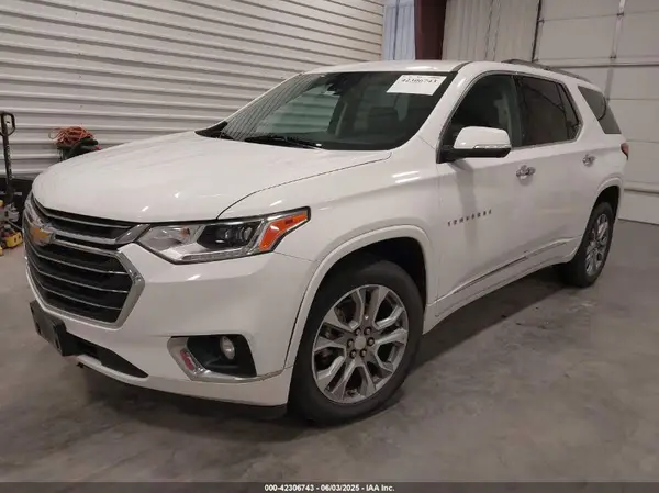 1GNEVKKW7MJ218772 2021 CHEVROLET TRAVERSE - Image 2