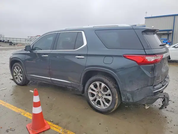 1GNEVKKW7MJ226161 2021 CHEVROLET TRAVERSE - Image 2