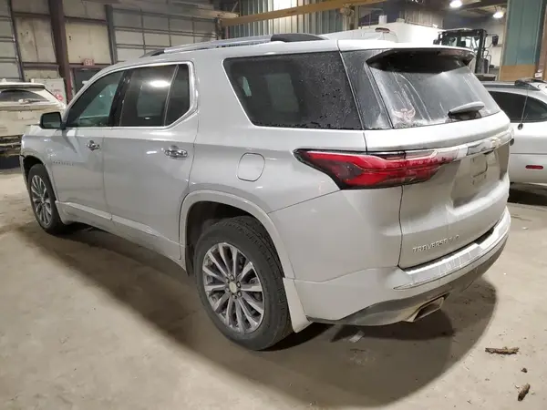 1GNEVKKW7NJ157876 2022 CHEVROLET TRAVERSE - Image 2
