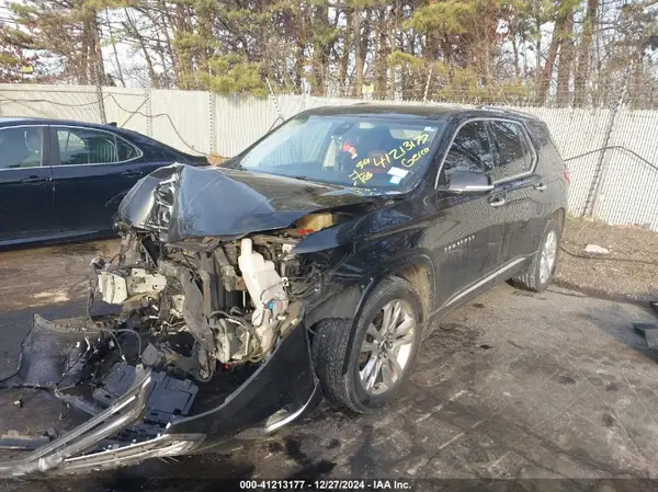 1GNEVKKW8JJ218663 2018 CHEVROLET TRAVERSE - Image 2