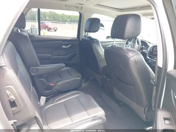 1GNEVKKW8KJ151659 2019 CHEVROLET TRAVERSE - Image 8