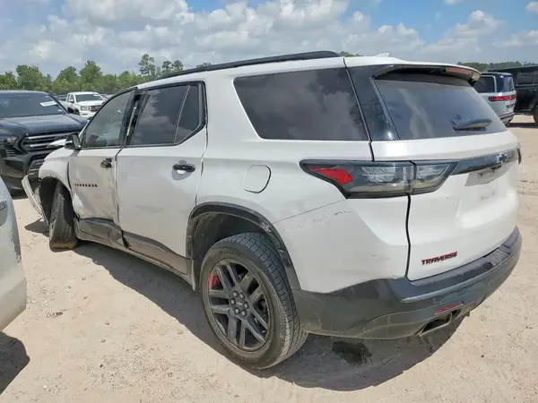 1GNEVKKW8KJ239577 2019 CHEVROLET TRAVERSE - Image 2