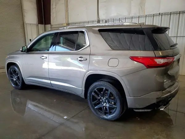1GNEVKKW8LJ121854 2020 CHEVROLET TRAVERSE - Image 2