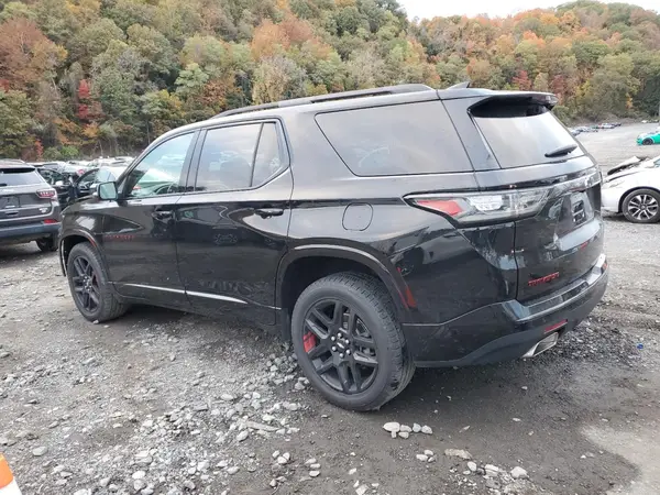 1GNEVKKW8MJ209935 2021 CHEVROLET TRAVERSE - Image 2