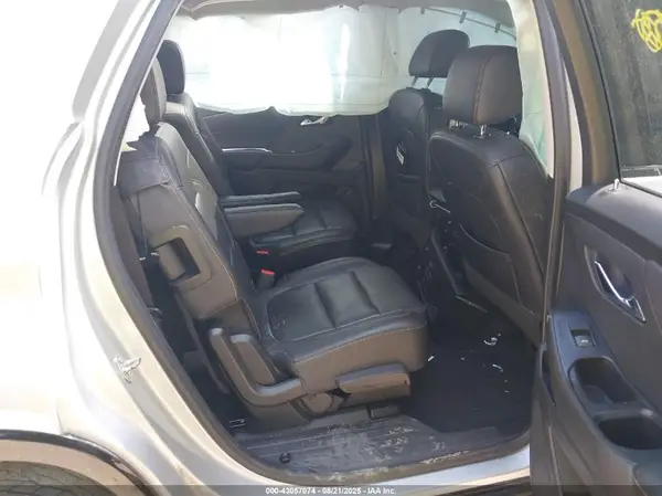 1GNEVKKW8MJ268600 2021 CHEVROLET TRAVERSE - Image 8
