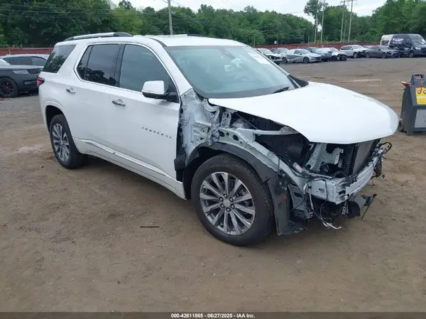 1GNEVKKW8PJ178139 2023 CHEVROLET TRAVERSE - Image 1