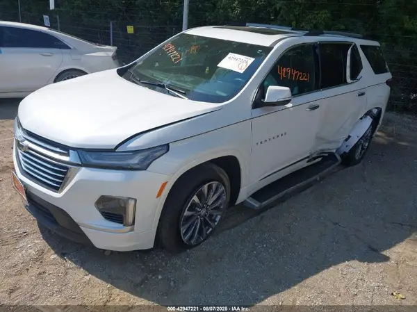 1GNEVKKW8PJ192302 2023 CHEVROLET TRAVERSE - Image 2