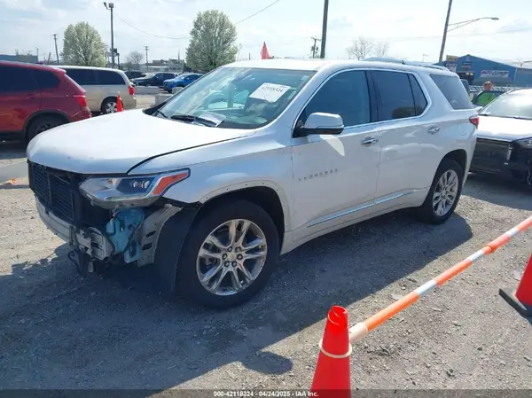1GNEVKKW9JJ111962 2018 CHEVROLET TRAVERSE - Image 2