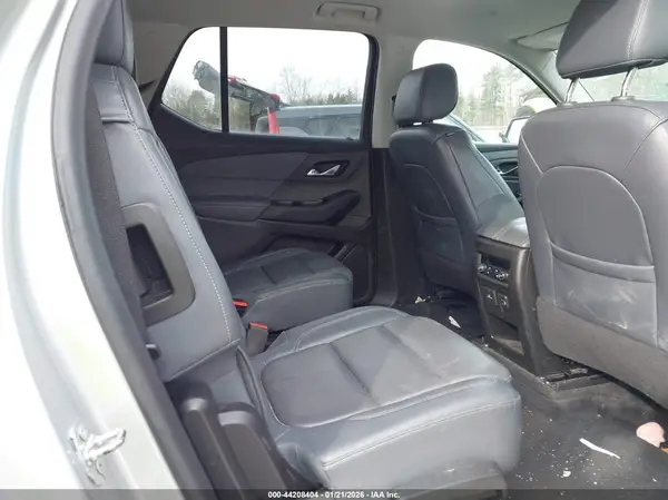 1GNEVKKW9KJ161732 2019 CHEVROLET TRAVERSE - Image 8
