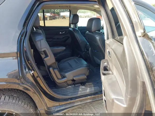 1GNEVKKW9KJ180555 2019 CHEVROLET TRAVERSE - Image 8