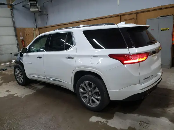 1GNEVKKW9MJ117636 2021 CHEVROLET TRAVERSE - Image 2