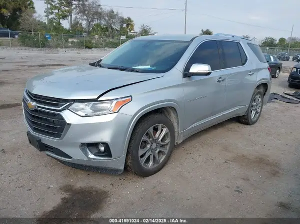 1GNEVKKW9MJ213346 2021 CHEVROLET TRAVERSE - Image 2