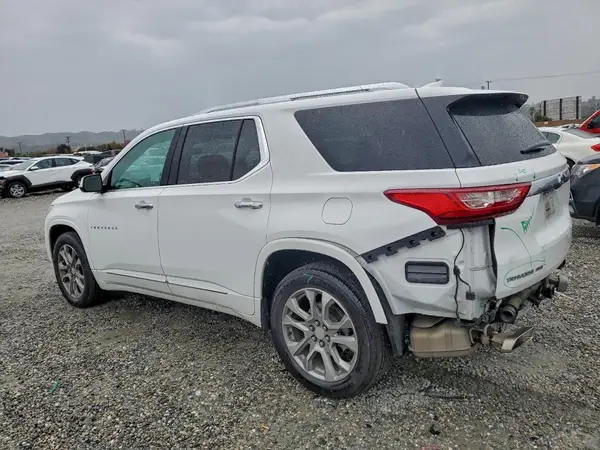 1GNEVKKW9MJ244760 2021 CHEVROLET TRAVERSE - Image 2