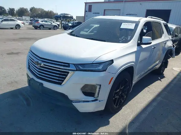 1GNEVKKW9PJ191398 2023 CHEVROLET TRAVERSE - Image 2