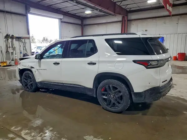 1GNEVKKWXKJ207942 2019 CHEVROLET TRAVERSE - Image 2