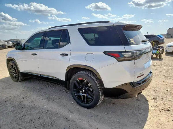 1GNEVKKWXKJ264898 2019 CHEVROLET TRAVERSE - Image 2