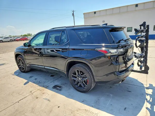1GNEVKKWXKJ299103 2019 CHEVROLET TRAVERSE - Image 2