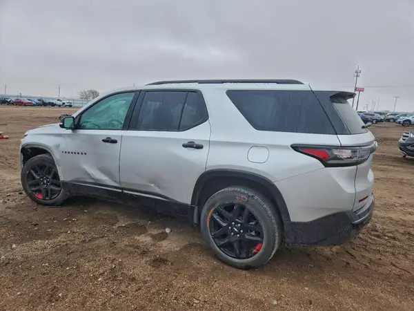 1GNEVKKWXLJ175897 2020 CHEVROLET TRAVERSE - Image 2