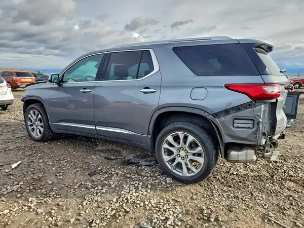 1GNEVKKWXLJ177410 2020 CHEVROLET TRAVERSE - Image 2