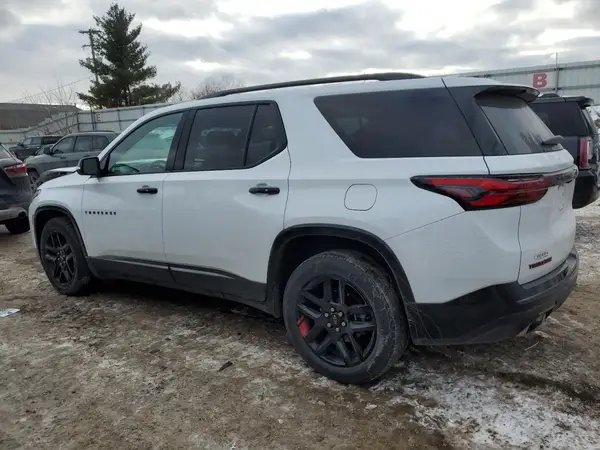 1GNEVKKWXPJ131582 2023 CHEVROLET TRAVERSE - Image 2