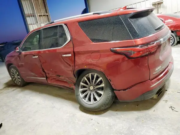 1GNEVKKWXPJ229768 2023 CHEVROLET TRAVERSE - Image 2