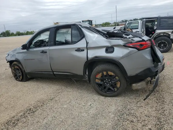 1GNEVKKWXPJ261443 2023 CHEVROLET TRAVERSE - Image 2