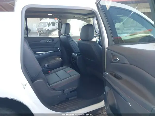 1GNEVLKS0RJ242793 2024 CHEVROLET TRAVERSE - Image 8