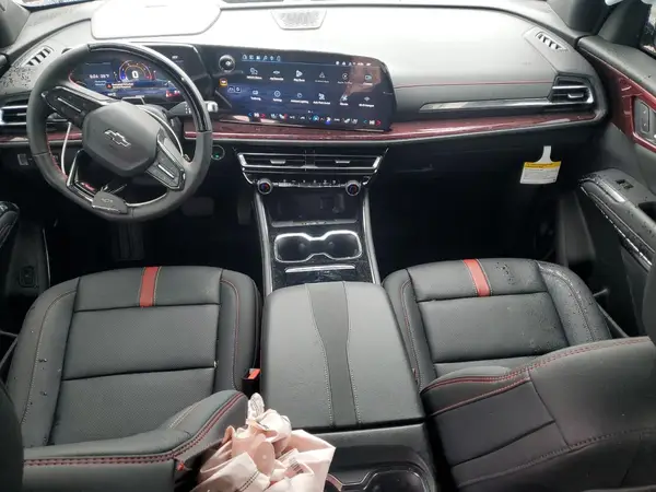 1GNEVLKS3TJ131369 2026 CHEVROLET TRAVERSE - Image 8