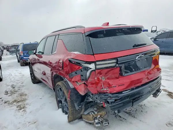 1GNEVLKS4RJ209876 2024 CHEVROLET TRAVERSE - Image 2