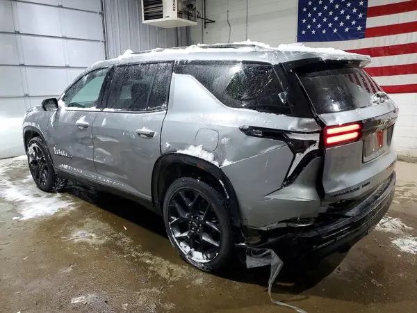 1GNEVLKS6RJ141404 2024 CHEVROLET TRAVERSE - Image 2