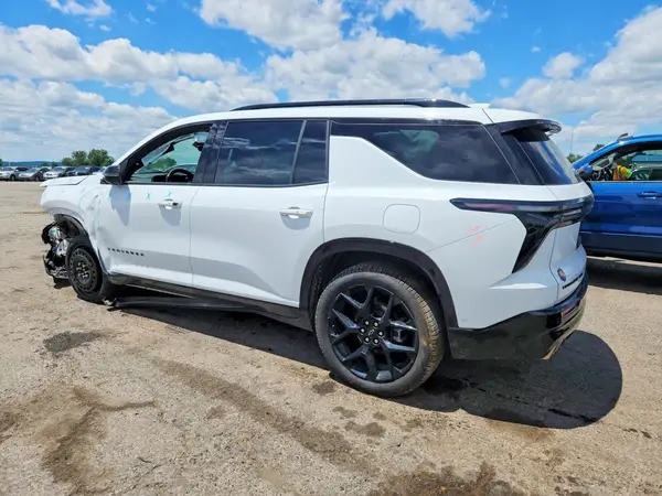 1GNEVLKS6RJ176895 2024 CHEVROLET TRAVERSE - Image 2