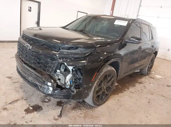 1GNEVLKS6RJ221043 2024 CHEVROLET TRAVERSE - Image 2