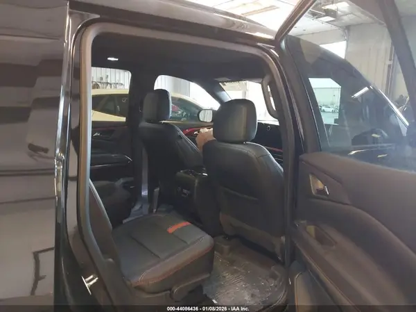 1GNEVLKS6RJ221043 2024 CHEVROLET TRAVERSE - Image 8