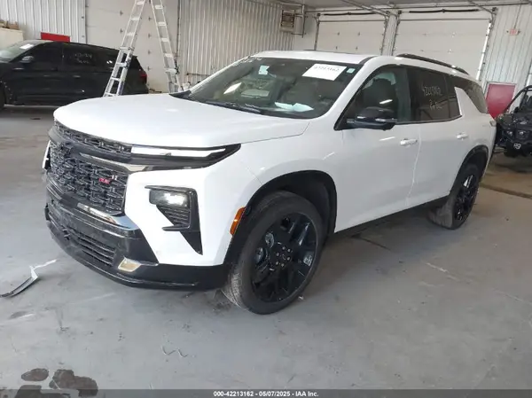 1GNEVLKS7RJ234285 2024 CHEVROLET TRAVERSE - Image 2