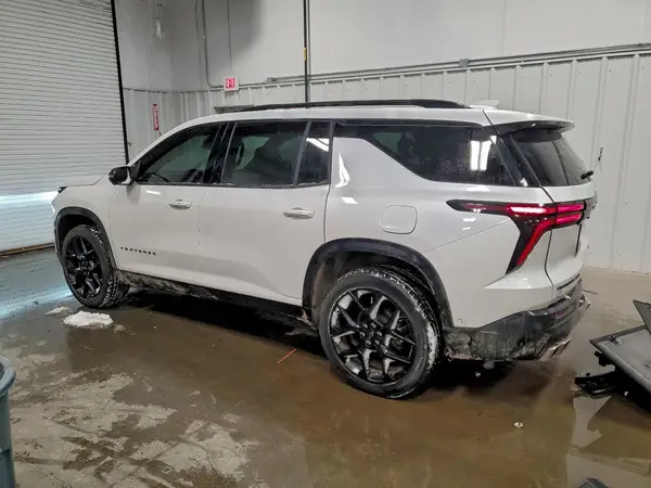 1GNEVLKSXRJ187107 2024 CHEVROLET TRAVERSE - Image 2