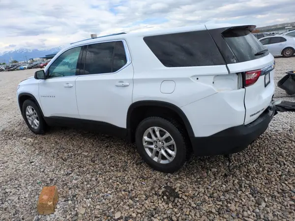 1GNEVLKW0MJ175270 2021 CHEVROLET TRAVERSE - Image 2
