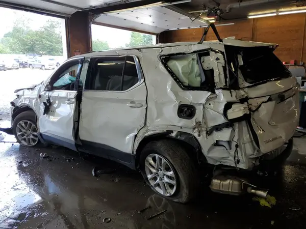 1GNEVLKW0NJ173259 2022 CHEVROLET TRAVERSE - Image 2