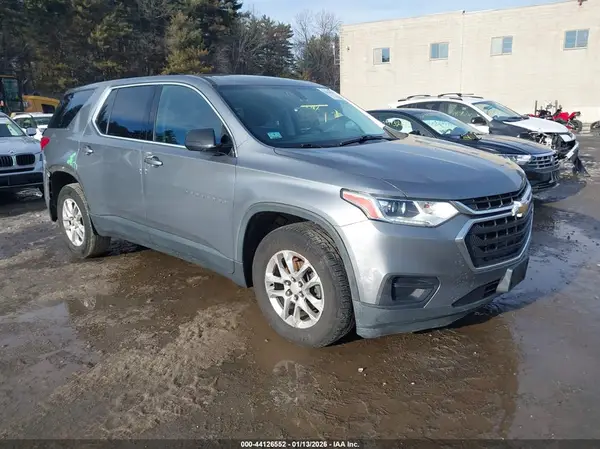 1GNEVLKW3JJ198988 2018 CHEVROLET TRAVERSE - Image 1