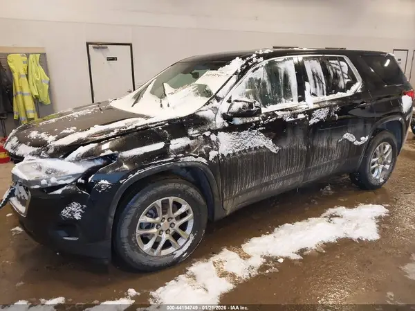 1GNEVLKW5KJ145159 2019 CHEVROLET TRAVERSE - Image 2