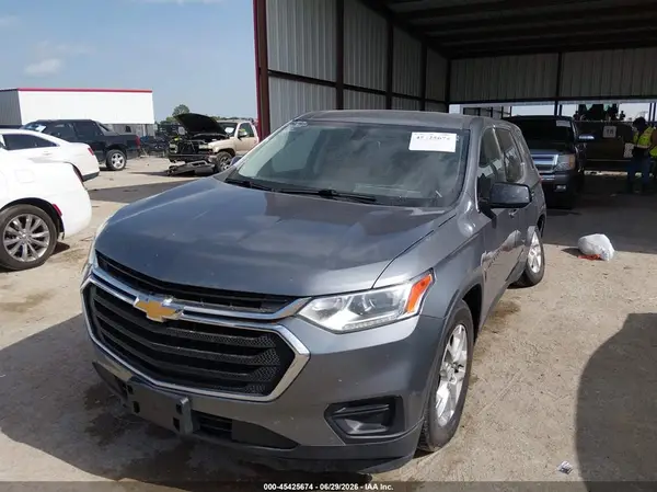 1GNEVLKW9JJ150671 2018 CHEVROLET TRAVERSE - Image 2