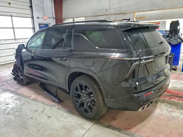 1GNEVLRS4SJ308869 2025 CHEVROLET TRAVERSE - Image 2