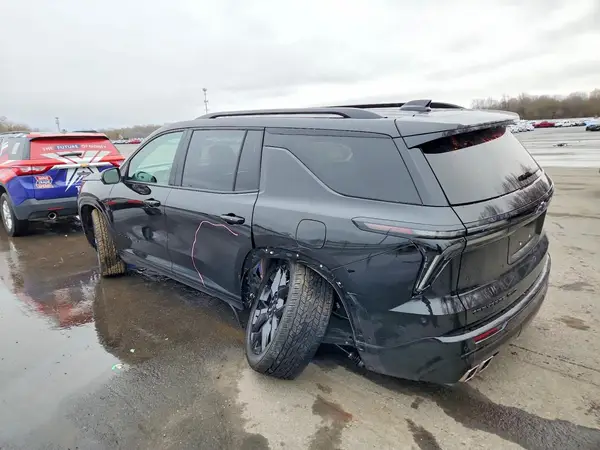 1GNEVLRS7SJ285801 2025 CHEVROLET TRAVERSE - Image 2