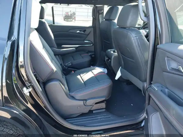 1GNEVLRS9SJ267204 2025 CHEVROLET TRAVERSE - Image 8