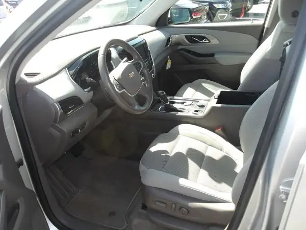 1GNEVMKW0LJ222608 2020 CHEVROLET TRAVERSE - Image 1