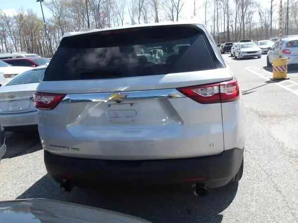 1GNEVMKW0LJ222608 2020 CHEVROLET TRAVERSE - Image 8