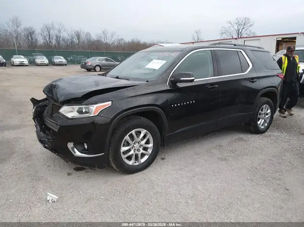 1GNEVMKW0MJ136331 2021 CHEVROLET TRAVERSE - Image 2