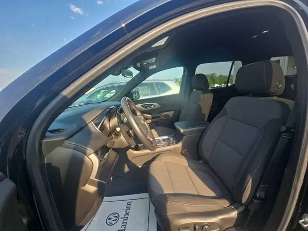 1GNEVMKW2NJ123467 2022 CHEVROLET TRAVERSE - Image 2