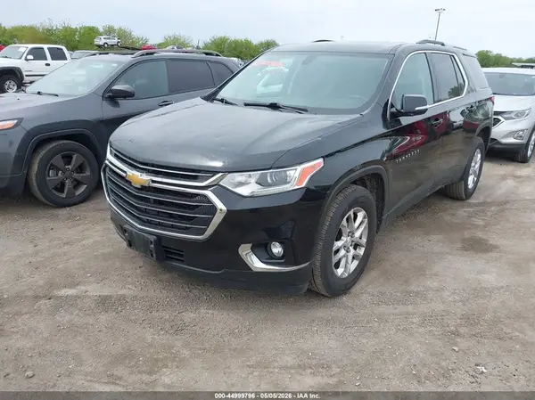 1GNEVMKW3JJ185874 2018 CHEVROLET TRAVERSE - Image 2
