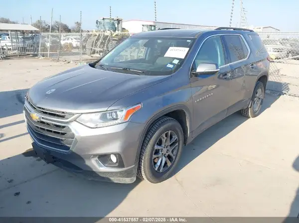 1GNEVMKW3LJ192276 2020 CHEVROLET TRAVERSE - Image 2