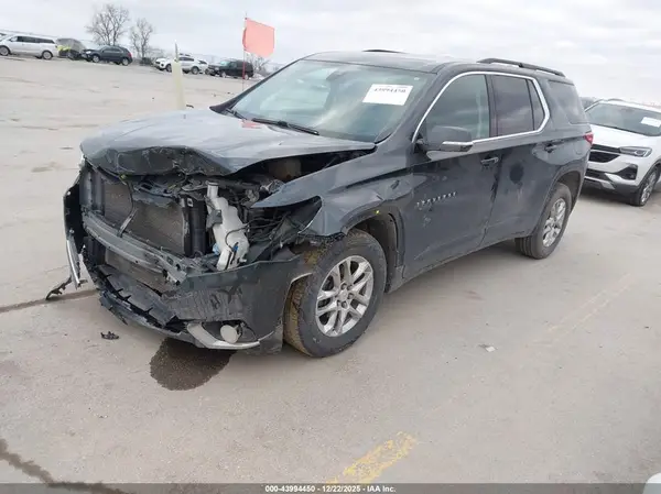 1GNEVMKW3LJ198790 2020 CHEVROLET TRAVERSE - Image 2